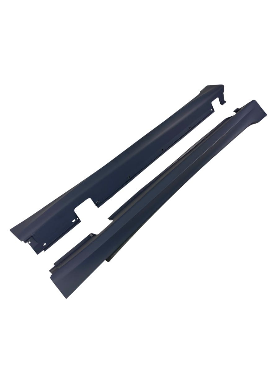 BODY KIT за BMW E60 седан (2003-2007) - M-Tech пакет без халогени с отвори за парктроник 24mm 